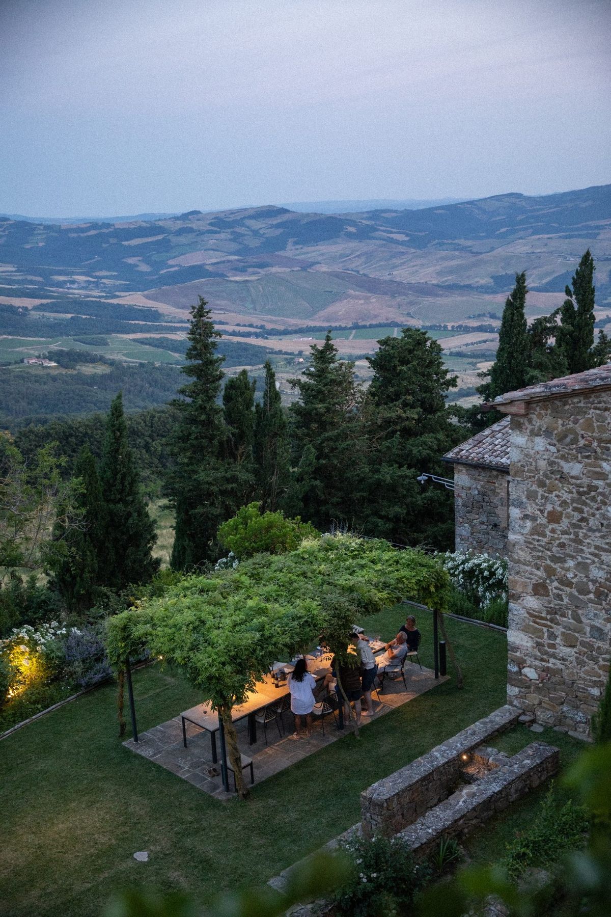 Tuscany - Medieval Village Escape with Art & Panoramic Views
