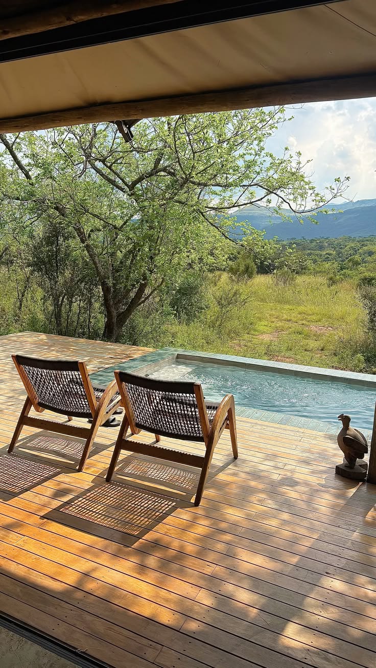 Kruger National Park - Modern Glass Villa Living in the African Bush