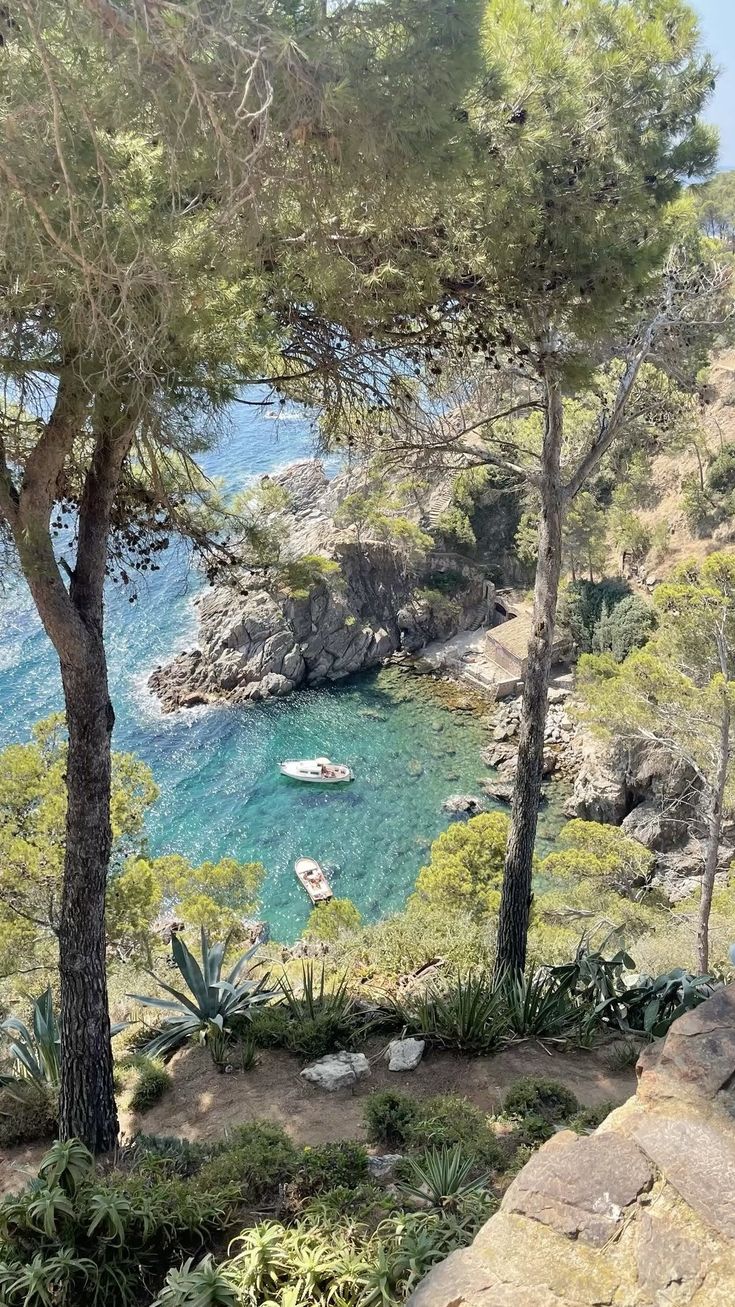 Costa Brava - A Coastal Horseback Journey from the Pyrenees to the Sea