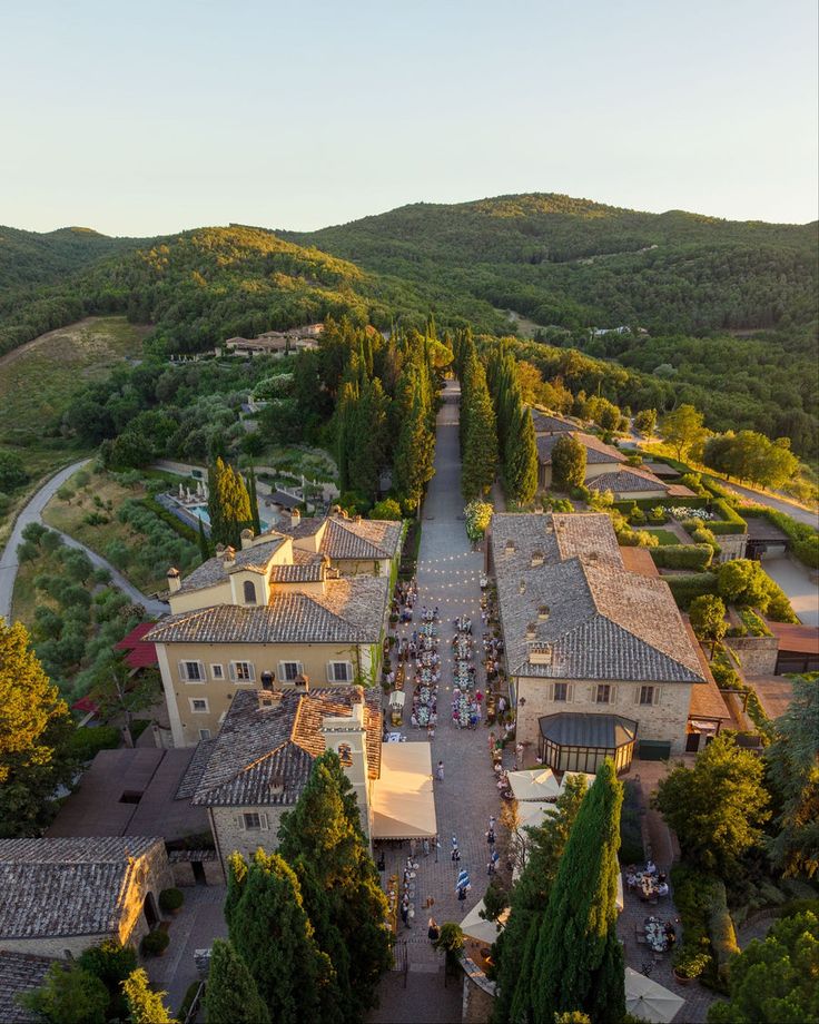 Tuscany – An Ancient Historic Village Estate with Heritage Vineyards & Ruins