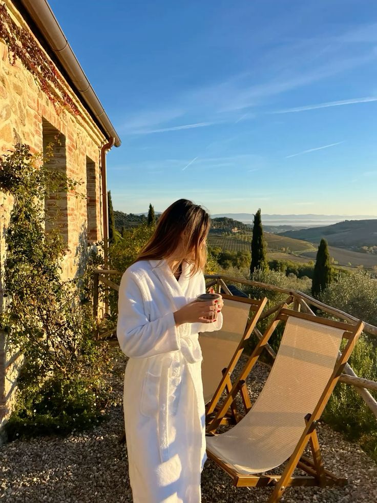 Tuscany - Medieval Village Escape with Art & Panoramic Views