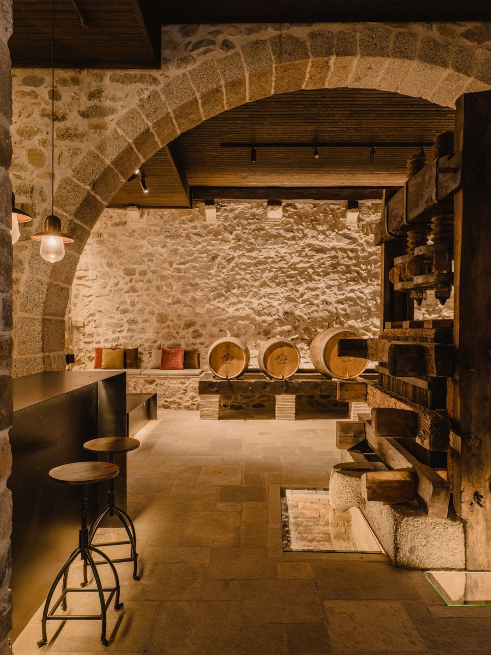 Catalonia Art Nouveau Wine Tour with Lunch & Vineyard Tastings