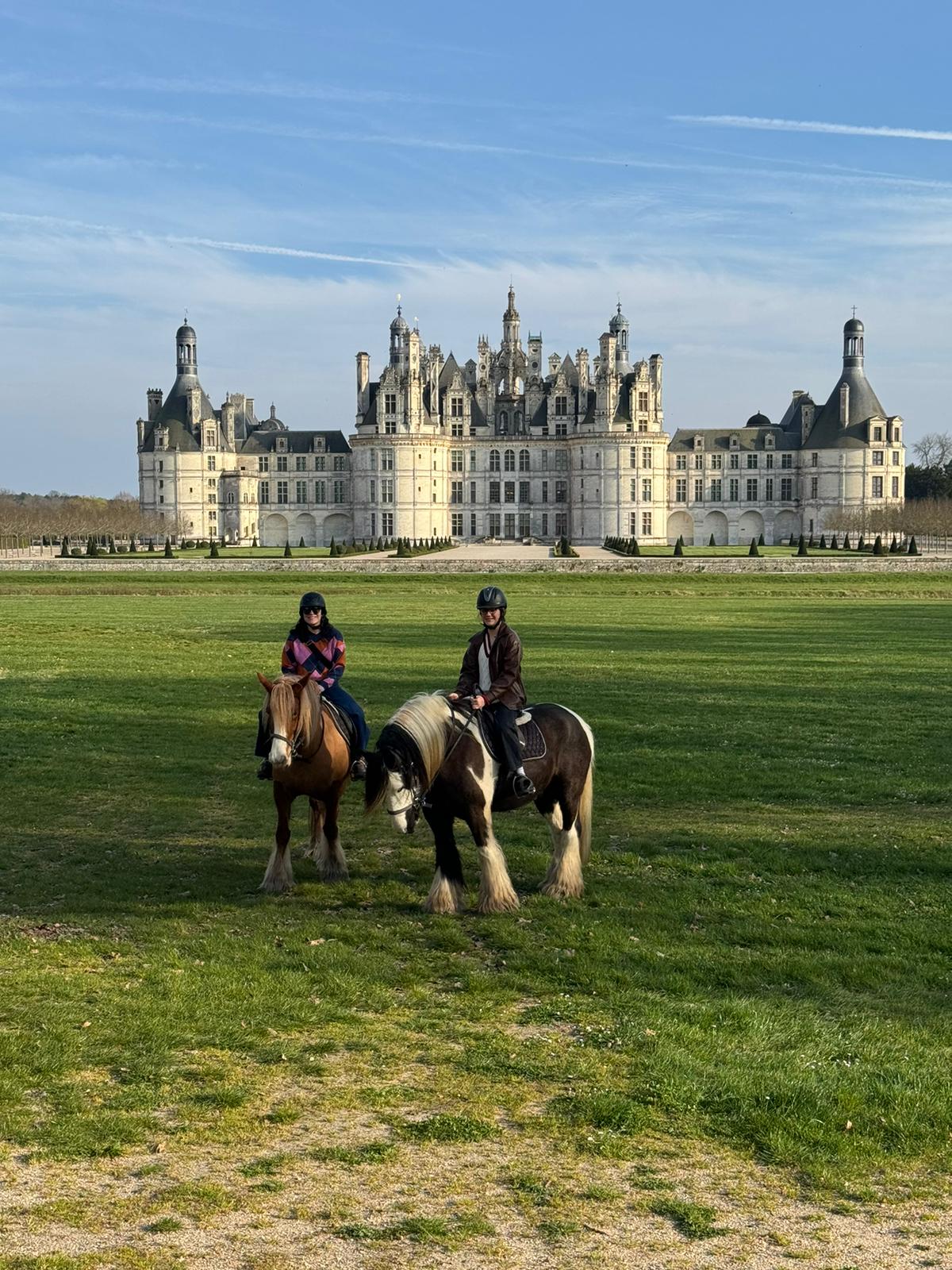 Loire Valley: Private Full Day Horse Ride, Grand Canal & Castle View + Lunch