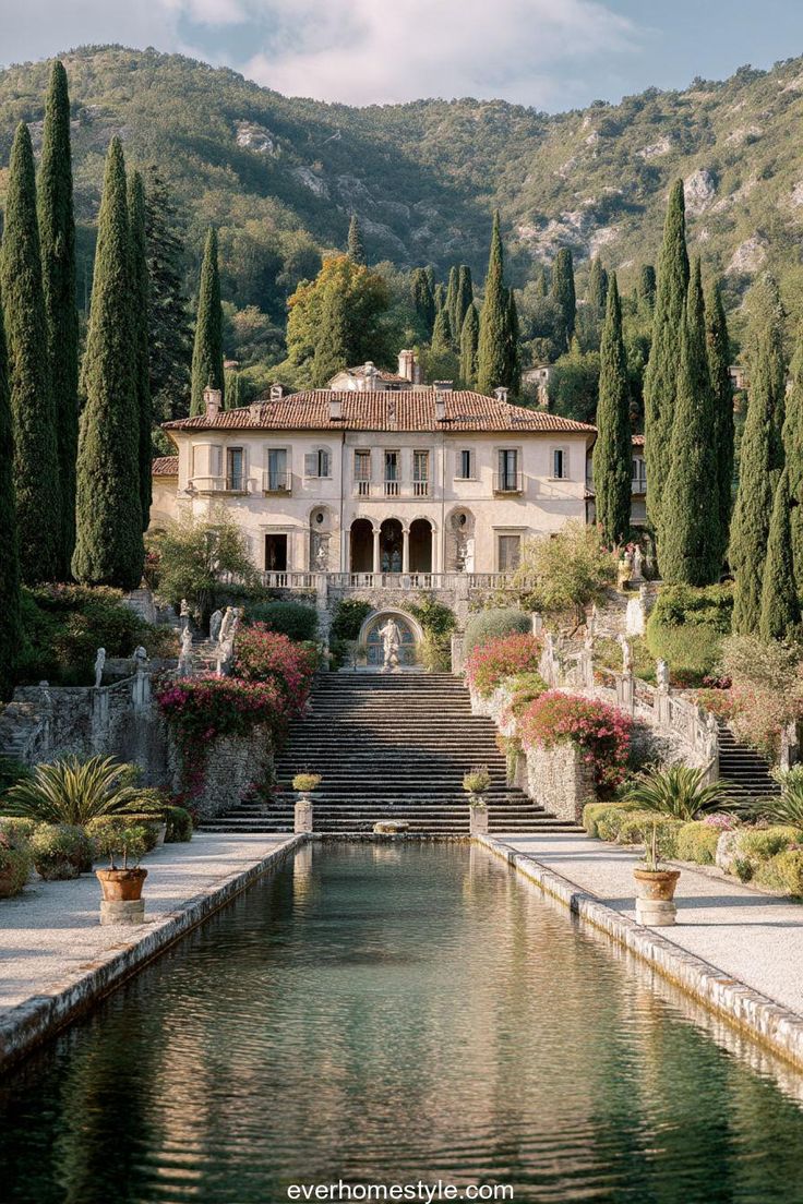 Lake Como – A Lakeside Villa Escape with Italian Garden Views
