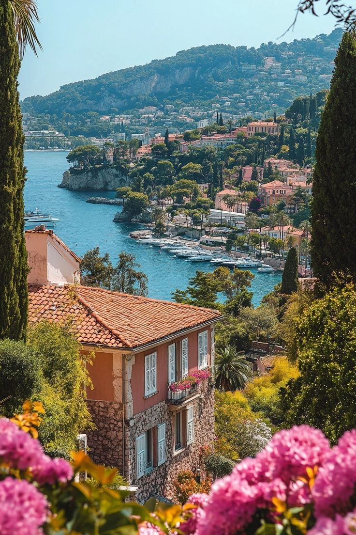 Côte d’Azur- A Collection of Slow Moments on the French Riviera