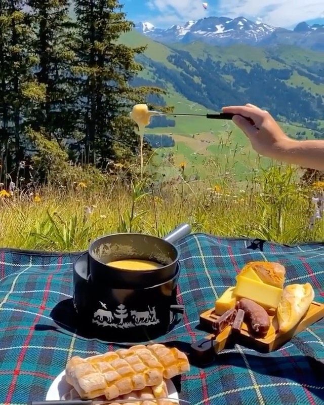 St. Moritz Horse Riding Adventure & Alpine Fondue Picnic