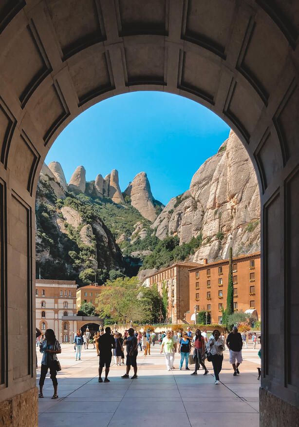 Private Overnight Montserrat Tour with Monastery Stay & Dinner