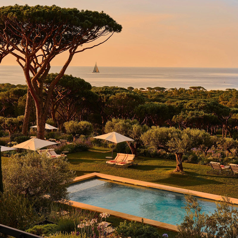 Saint-Tropez – A Hilltop Château Escape with Panoramic Sea Views & Vineyards