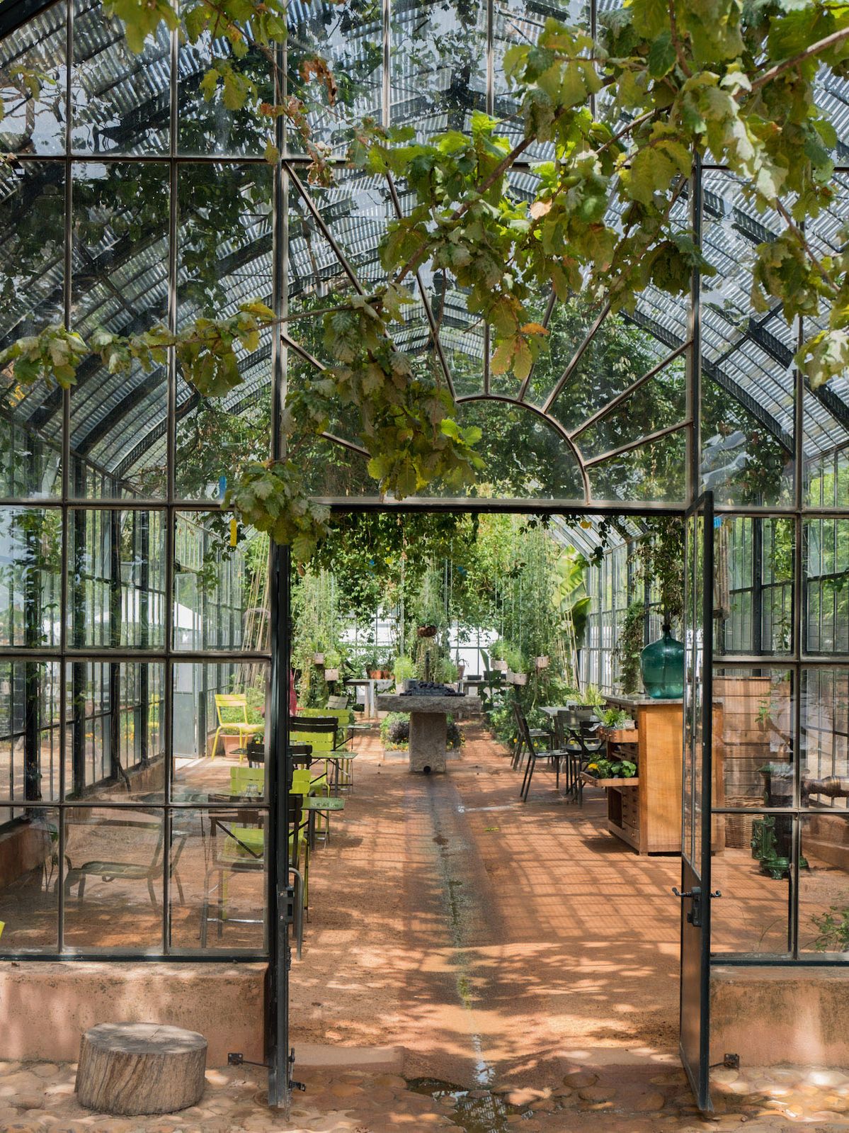 Cape Winelands – A Historic Cape Dutch Farm with Sprawling Botanical Gardens