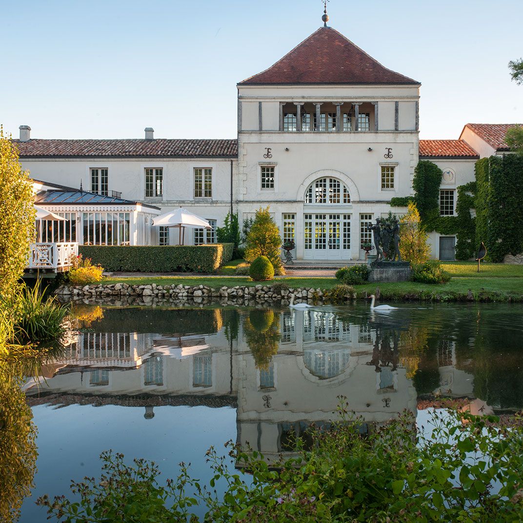 Bordeaux – A Luxury Vineyard Hideaway with Vinotherapy Spa & Michelin Slow Food