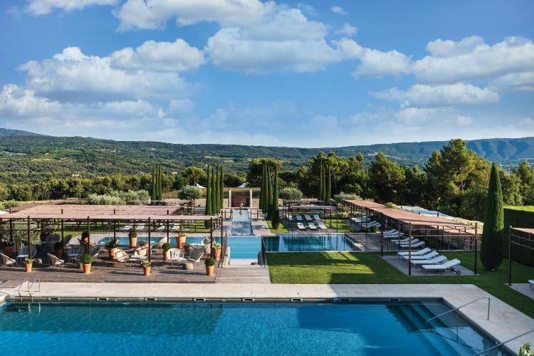 Provence – A Sun-Drenched Vineyard Escape with Cycling Retreats & Gastronomic Soul
