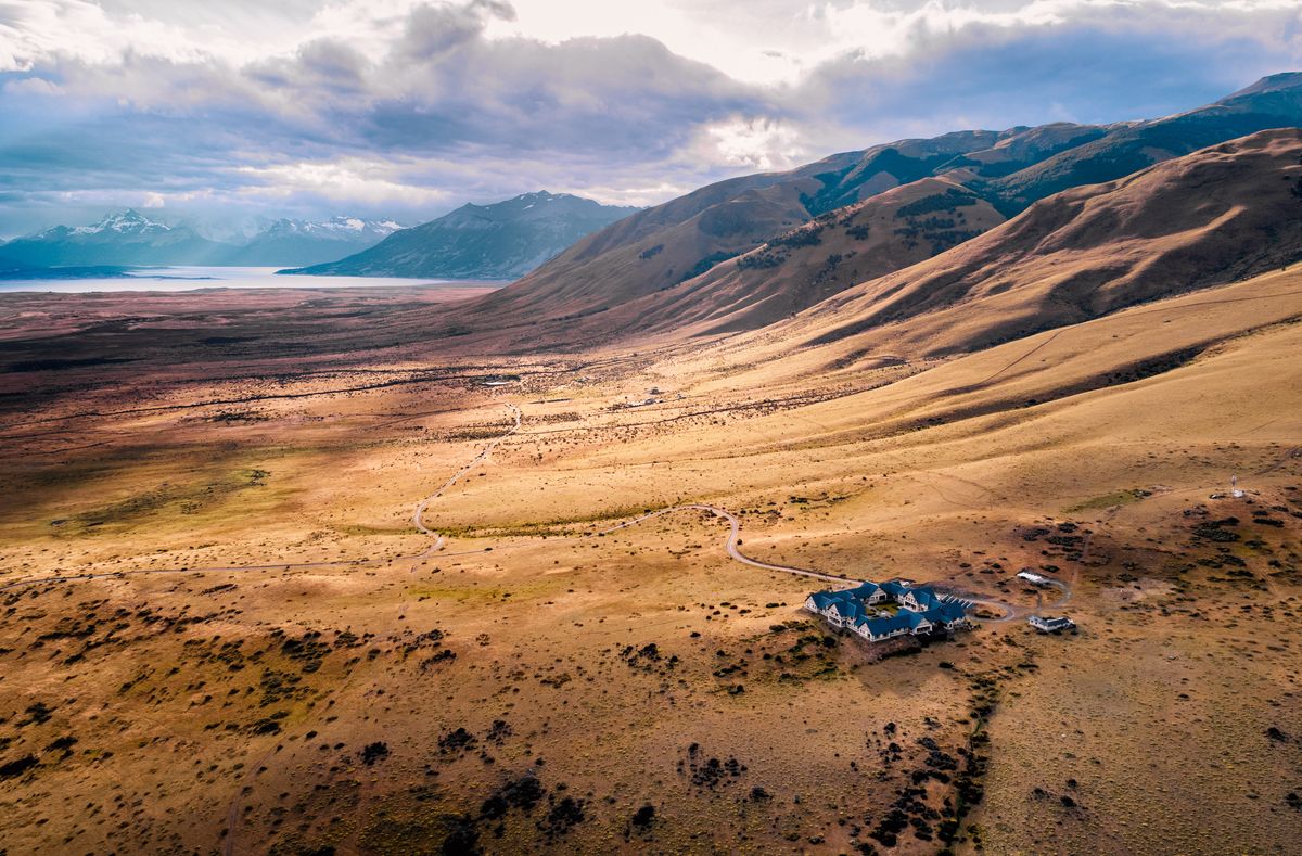 Patagonia – A Vast Landscape Immersion with Understated Luxury & Mountain Views