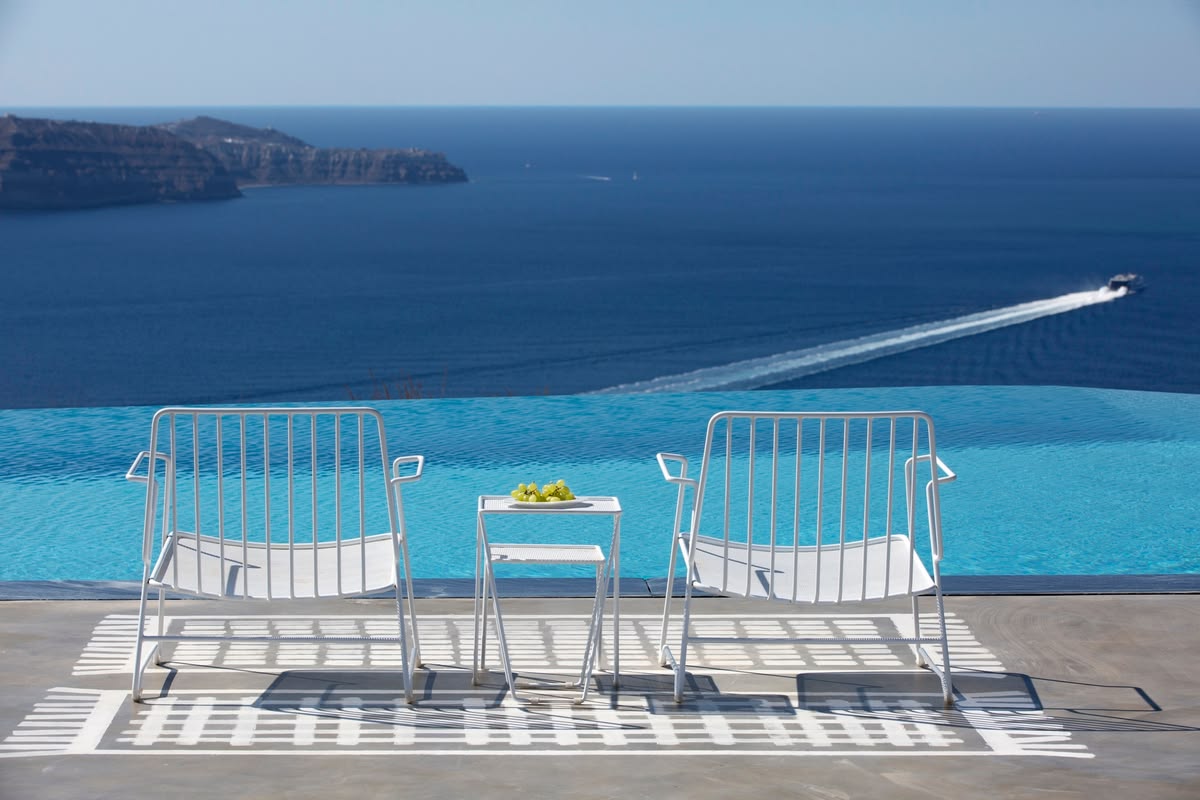 Santorini – A Private Secluded Estate with Coastal Wellness & Absolute Privacy
