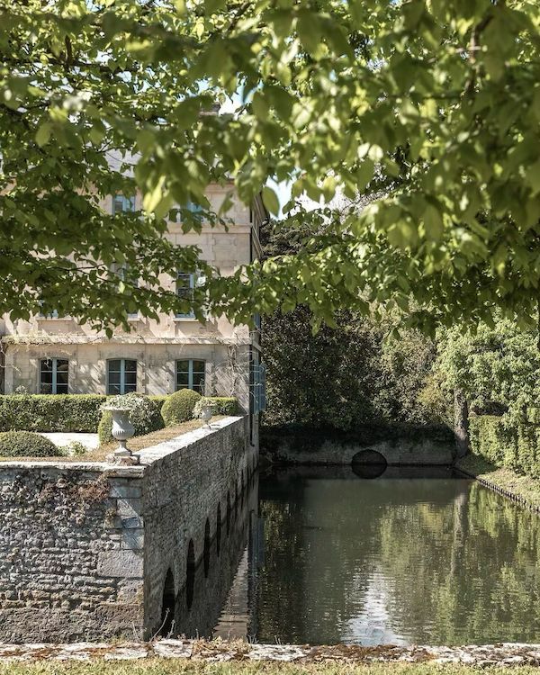 Normandy – An 18th-Century Riverside Manor with Wild Horse Pastures & Slow Rituals