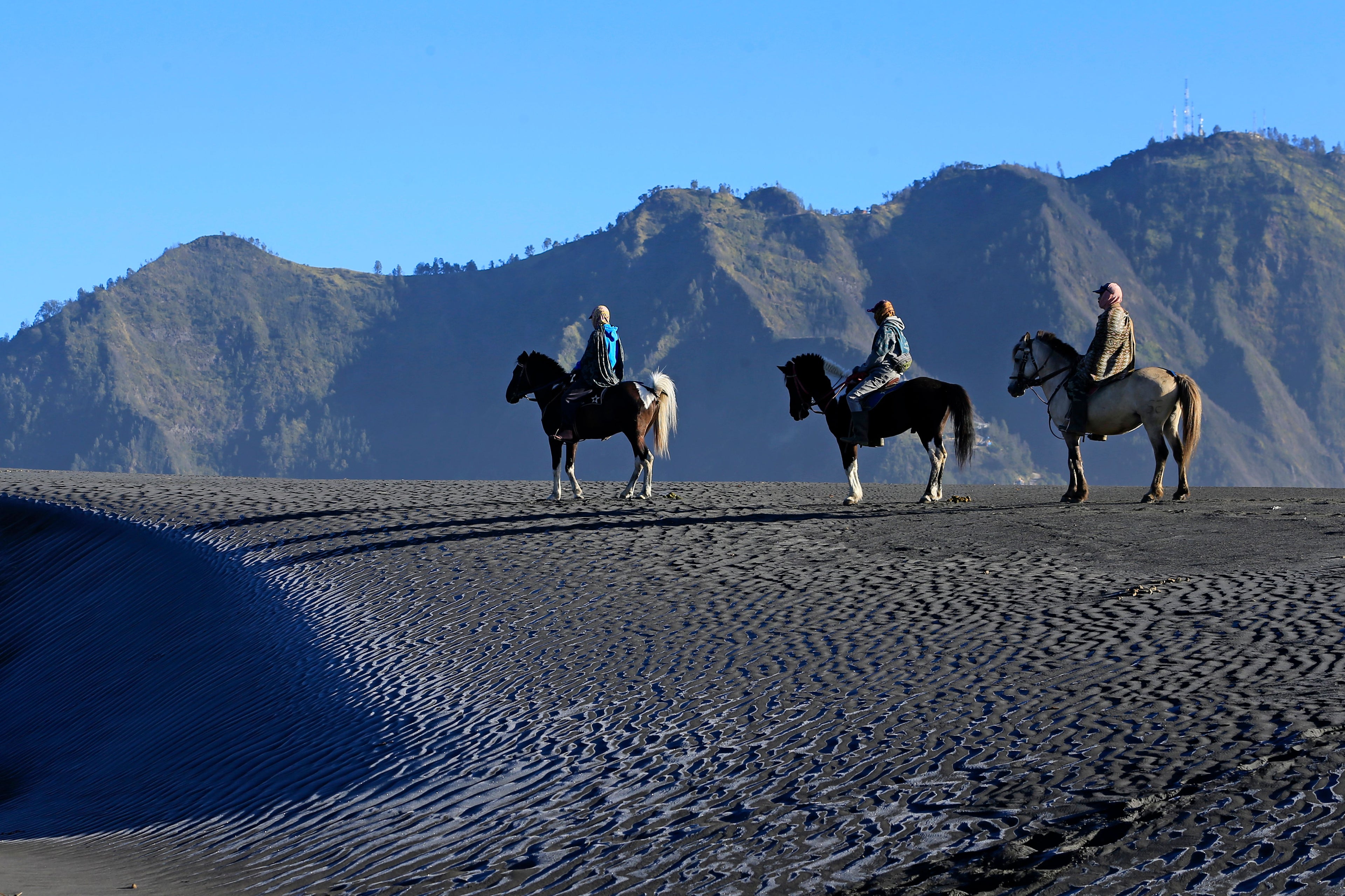 Guatamela - Pacaya Volcano Sunset Horseback and Gourmet Escape