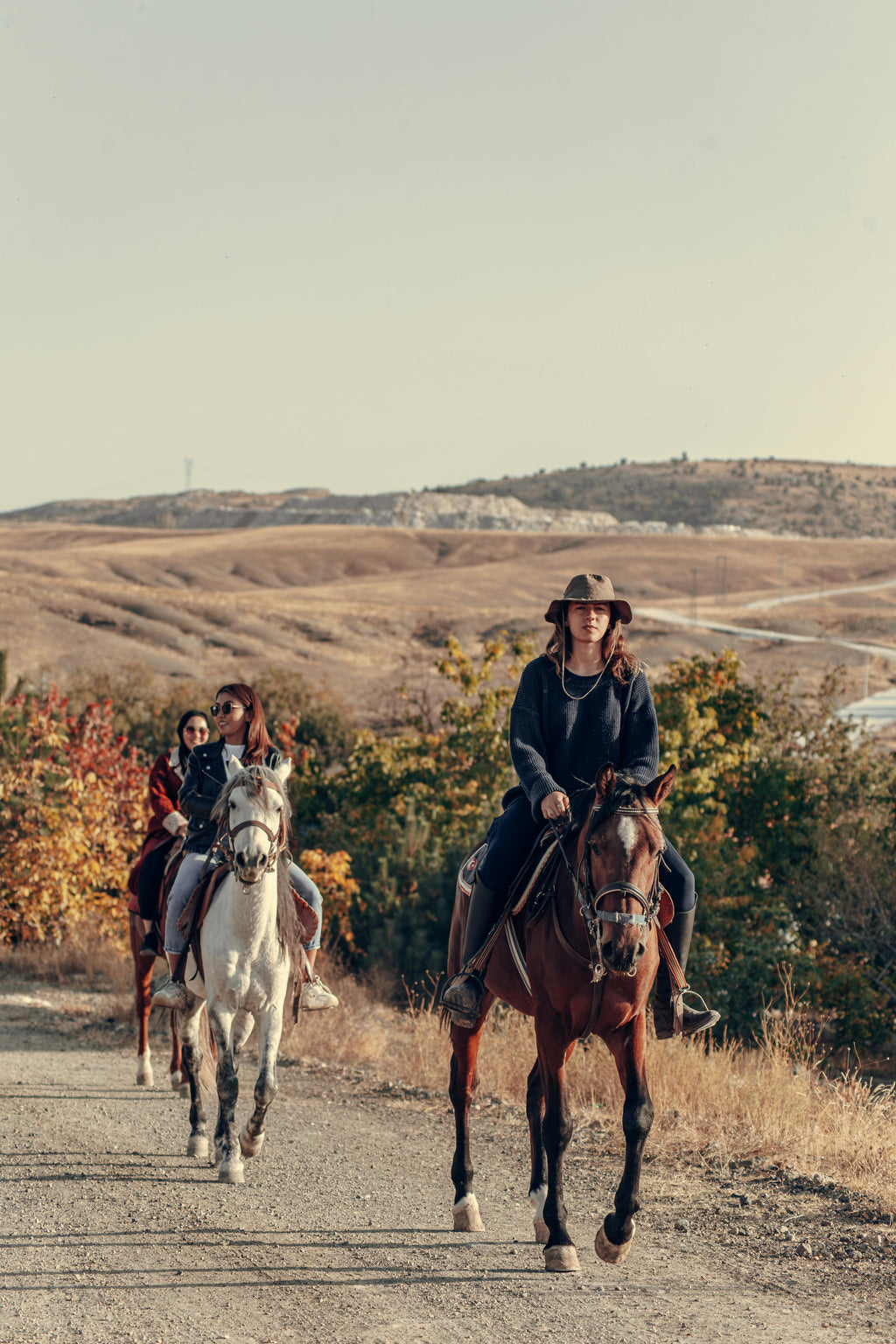 Mediterranean Sun – Elite Endurance Trail Riding & Vibrant Ochre Canyon Expeditions