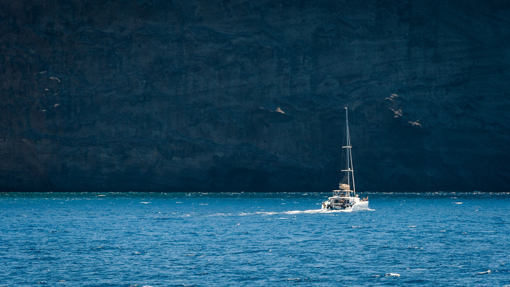 Santorini - Stillness in the Sea