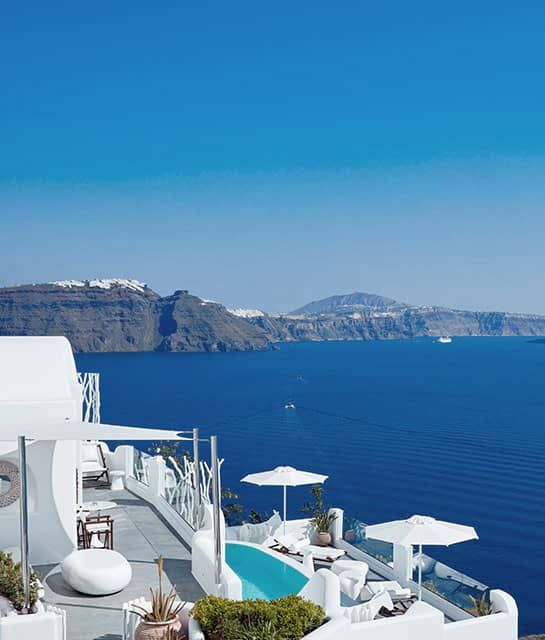 Santorini – A Cliffside Boutique Sanctuary with Iconic Views & Elevated Serenity