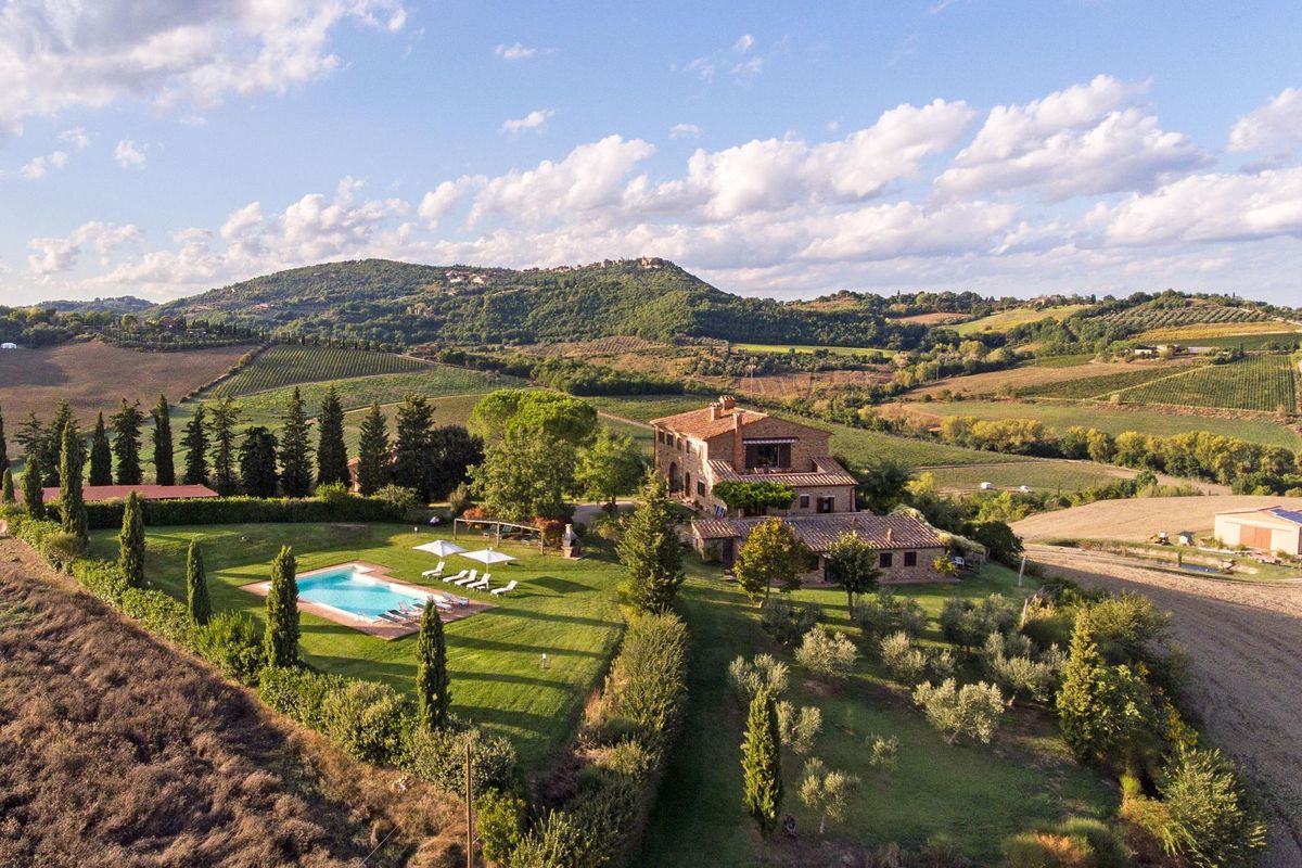 Tuscany – An Independent Family Vineyard with Authentic Rustic Charm